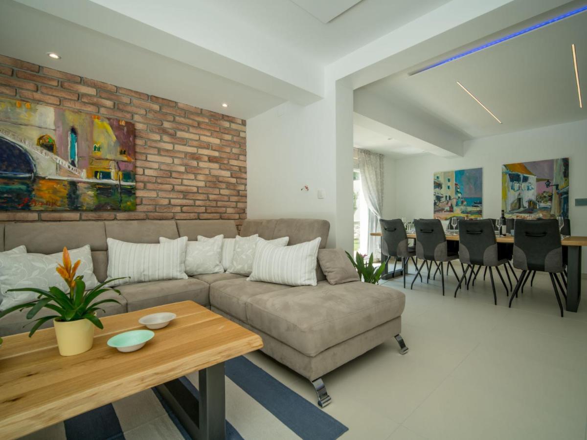 Holiday Home Andela By Interhome Dobrinj Exterior photo